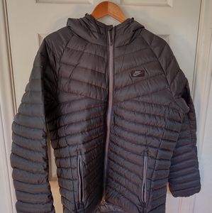 Nike puffer jacket